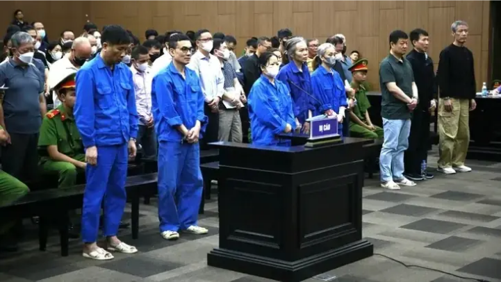 Xét xử 141 bị cáo vụ đánh bạc tại Pullman Hà Nội